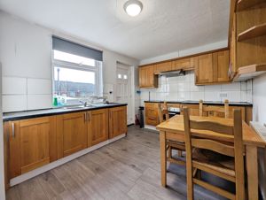 Photo 7- click for photo gallery